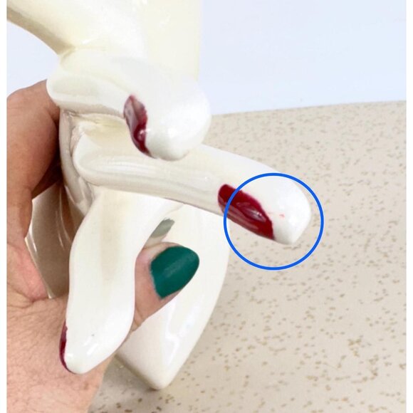 Vintage 80s ceramic hand, jewelry display, ring holder, hand painted - Picture 8 of 10